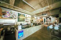 Aien Coffee & Hostel