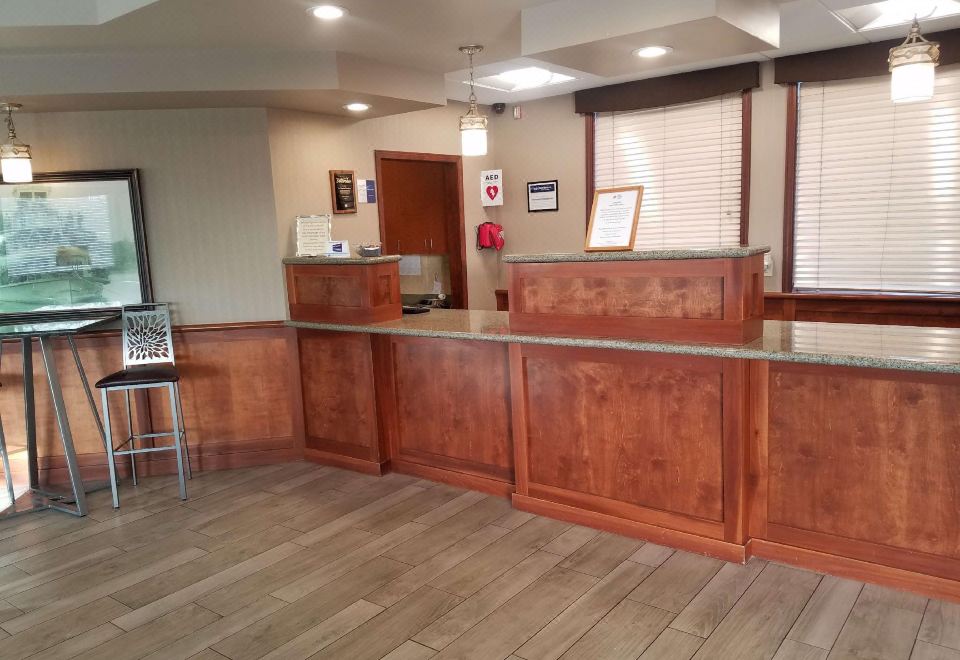 베스트 웨스턴 플러스 리버쇼어 호텔