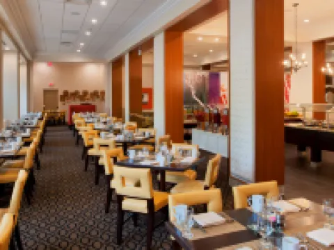 DoubleTree by Hilton Hotel St. Louis - Chesterfield Hotels in Chesterfield