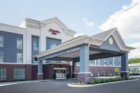 Hampton Inn by Hilton Kennebunk-Kennebunkport - Parkplatz
