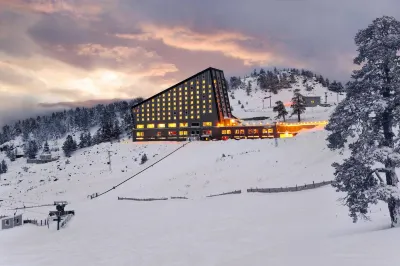 Kaya Palazzo Ski & Mountain Resort Hotel a 