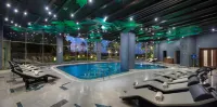 Merit Royal Premium Hotel - Pools