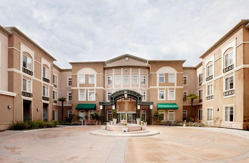 Holiday Inn Express Windsor Sonoma Wine Country by IHG