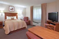 Candlewood Suites Washington North فنادق في Cecil Township