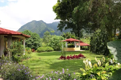 Hotel Valle Verde Отели в г. 