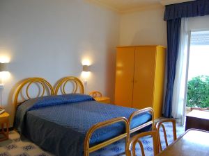 Hotel Giardino Sul Mare