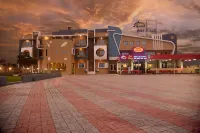 Hotel Sun Plaza Hotels near Bhidbhanjan Mahadev Temple