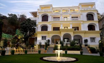 Brahma Niwas - Best Lake View Hotel in Udaipur