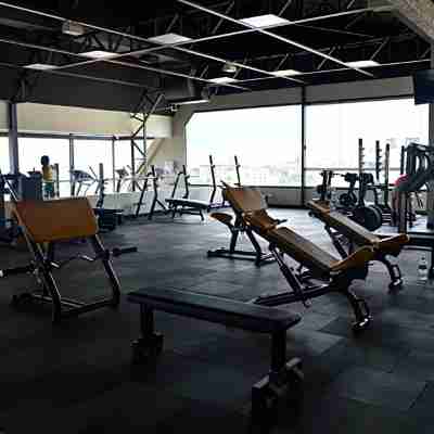 Huper Hotel Boutique Fitness & Recreational Facilities