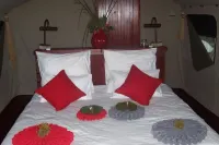 Nkasa Lupala Tented Lodge Hotels in Photo
