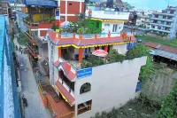 Blue Mountain Home Stay - Bed and Breakfasts