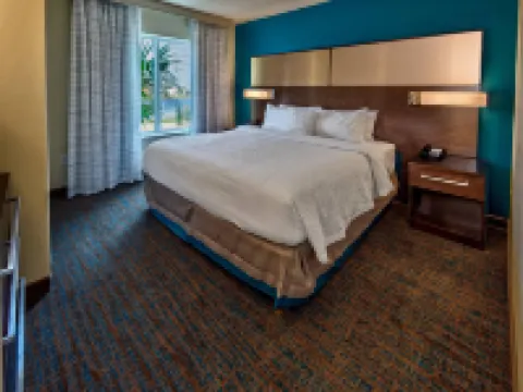 เรสซิเดนซ์อินน์ ฟอร์ตลอเดอร์เดล ปอมปาโนบีช เซ็นทรัล โรงแรมในปอมปาโนบีช