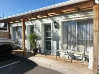 Cranford Cottages and Motel Hotels in 