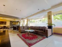 Cote d' Azure Hotels in Las Pinas City
