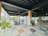 CounTess Pension House Hotels in Liloan