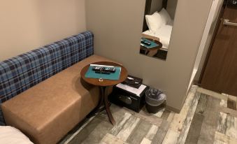E-Hostel Shinsaibashi