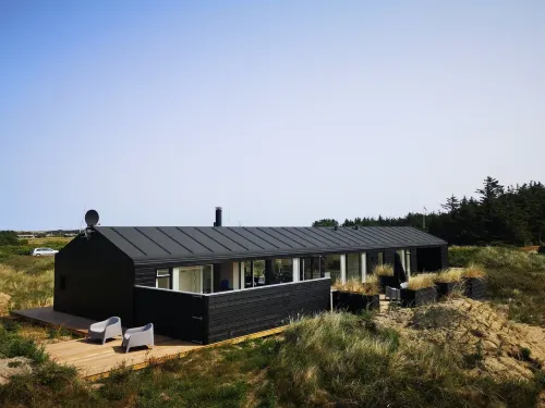 "Darla" - 375m from the Sea