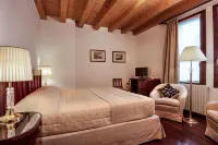 B&B 500 Hotels near Chiesa di San Nicolo al Lido