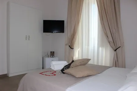 Philip Royal - B&B Napoli Centro