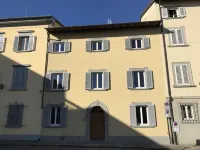 Dimora 16 Rooms & Garden Hotels in Prato