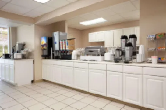 ซุปเปอร์ 8 บายวินด์แฮม เชอโรกี โรงแรมในเชโรกี