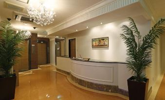 2. 호텔 파인 가든..