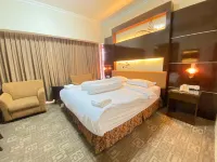 Lilianto Hotel Polewali Mitra RedDoorz Hôtels à : 