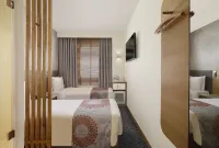 Holiday Inn Express Hyderabad Hitec City Hotels in Hyderabad