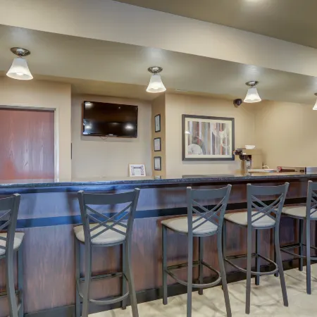 Cobblestone Inn & Suites-Kersey