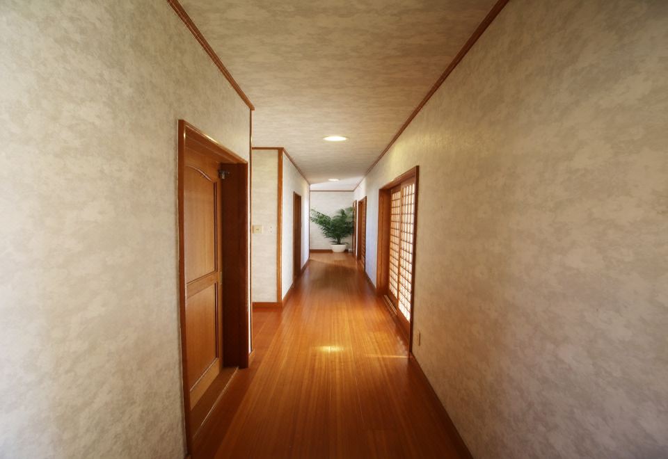 카모가와 쇼쿠도