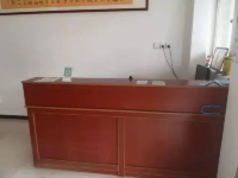 Tongcheng Yishuiju Hotel