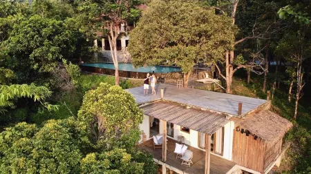 Covehill Green Resort by My Hospitality Отели рядом с достопримечательностью «Pelabuhan Ratu»