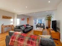 Loch Ness House