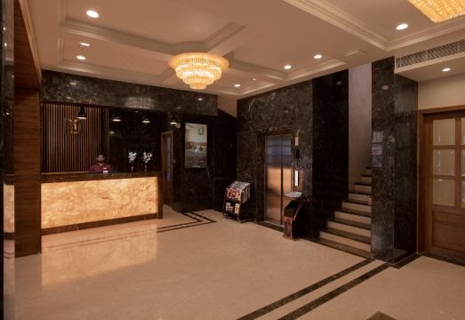 더 마드라스 그랜드 객실