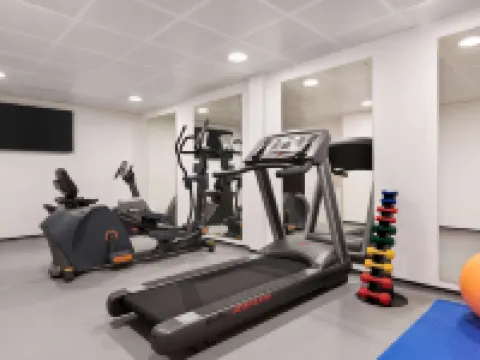 Ramada by Wyndham Cobham Hotels in Downside