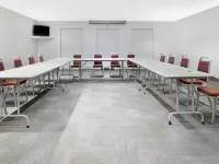 Super 8 by Wyndham Morden Hoteles en Morden