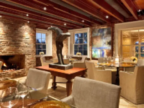 Inn at Willow Grove Hotels in Orange