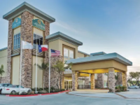 La Quinta Inn & Suites by Wyndham Rockport - Fulton Hotels in Rockport