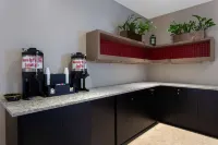 Ramada by Wyndham Glendale Heights/Lombard - breakfast