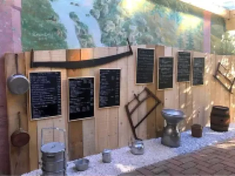 Logis Auberge de la Poirie Hôtels à : Tendon