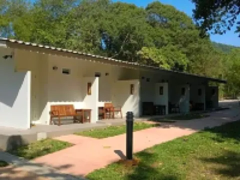 บ้านสุขิตา โรงแรมในอำเภอ แหลมสิงห์