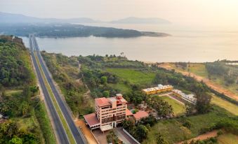 Sterling Karwar