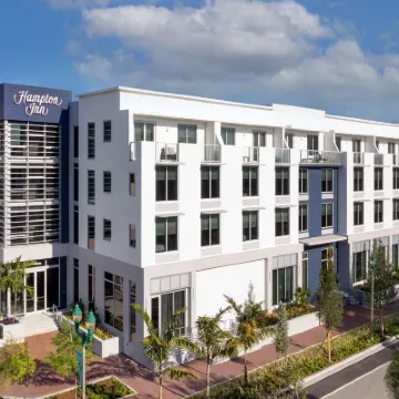 Hampton Inn by Hilton Delray Beach Hotels near Delray Square Shopping Center