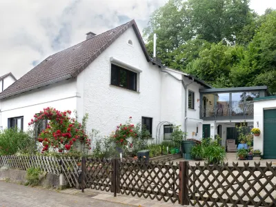Am Dohlenberg Hotels in der Nähe von Katholische Kirche St. Joseph und St. Laurentius