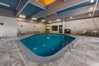 Best Western Executive Hotel of New Haven-West Haven - piscina