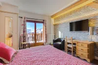 Le Castillan Hotels in Le Bourg-dOisans
