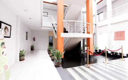 Sabrina City Отели в г. Simpang Empat