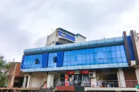 FabHotel Sara Residency Ashoka Pillar 주변 호텔