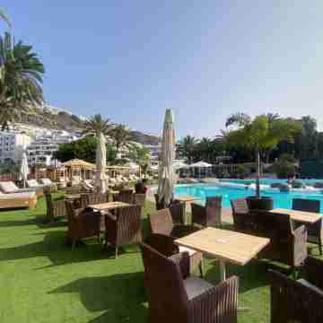 Welcoming and Modern Holiday Home with Access to Swimming Pool Fitness & Recreational Facilities