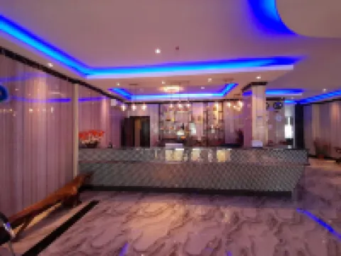 Puncak MG Hotel Hotels in Bukitintan